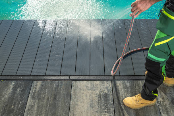 Why Choose Our Certified Pressure Washing Experts for Your Project Needs in Arlington, OH?